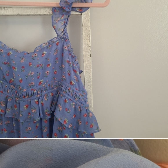 Joie NWT Medium 100% Silk floral ruffle dinesha lightweight top - Picture 9 of 12